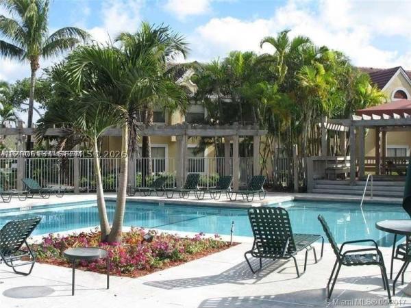 Vista Lago At The Hammocks, 15650 SW 105th Ln #502, The Hammocks, Florida 33196, image 3