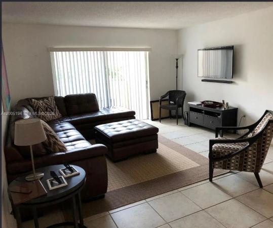 7705 SW 86th St #B-211, Unincorporated Dade County, Florida 33143, image 2
