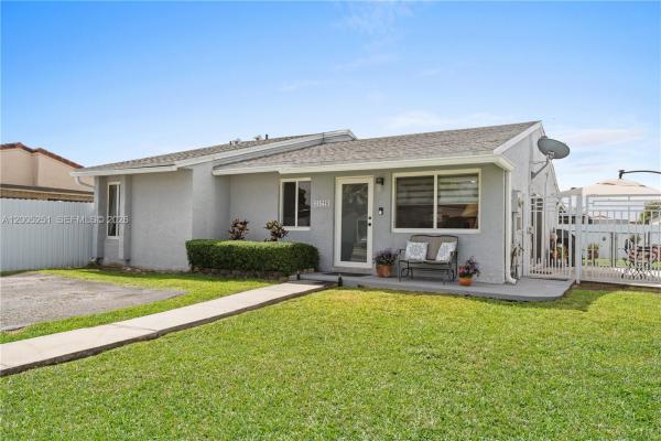 13226 NW 5th Ter, Unincorporated Dade County, Florida 33182, image 1