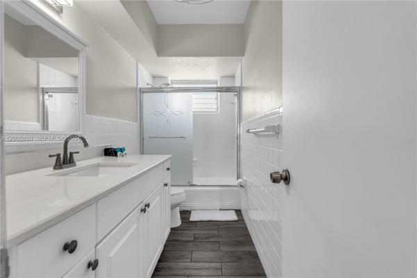 Bay Harbor Islands Residential, 10006 E Bay Harbor Dr #15, Bay Harbor Islands, Florida 33154, image 1