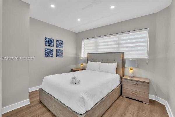 Bay Harbor Islands Residential, 10004 E Bay Harbor Dr #11, Bay Harbor Islands, Florida 33154, image 1