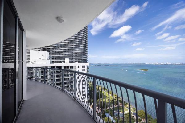 Opera Tower, 1750 N Bayshore Dr #3801, Miami, Florida 33132, image 2