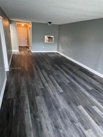 New World, 301 NW 177th St #130, Miami Gardens, Florida 33169, image 1