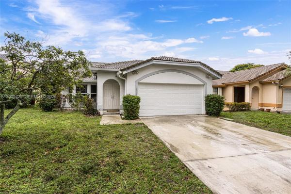 Coral Springs University Drive, 2439 NW 95th Ave, Coral Springs, Florida 33065, image 1