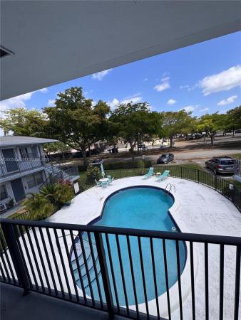 Astor, 3510 Harrison St #12, Hollywood, Florida 33021, image 2