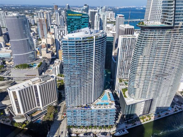 Epic Hotel & Residences, 200 Biscayne Boulevard Way #3407, Miami, Florida 33131, image 3