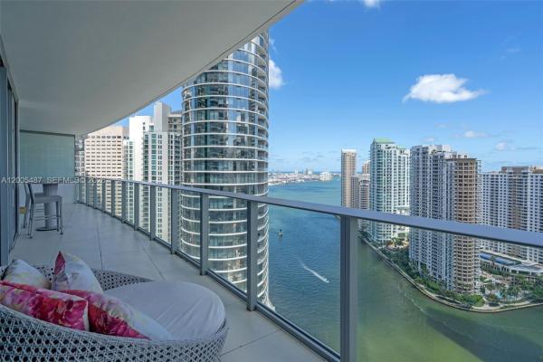 Epic Hotel & Residences, 200 Biscayne Boulevard Way #3407, Miami, Florida 33131, image 1