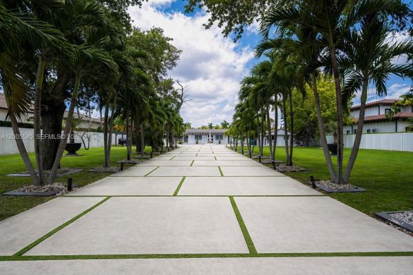 150 NW 130th Ave, Unincorporated Dade County, Florida 33182, image 1