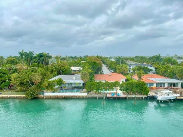 Guildford, 9800 W Bay Harbor Dr #603, Bay Harbor Islands, Florida 33154, image 1