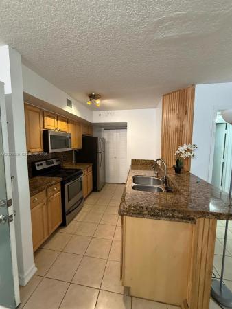 Pinehurst Club, Hollywood, Florida 33021, image 1
