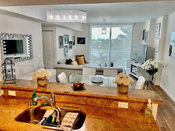 Duo West, 1745 E Hallandale Beach Blvd #301W, Hallandale Beach, Florida 33009, image 1