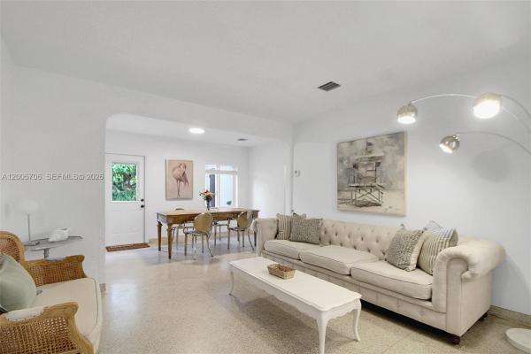 Brentwood, 231 NE 43rd St, Miami, Florida 33137, image 1