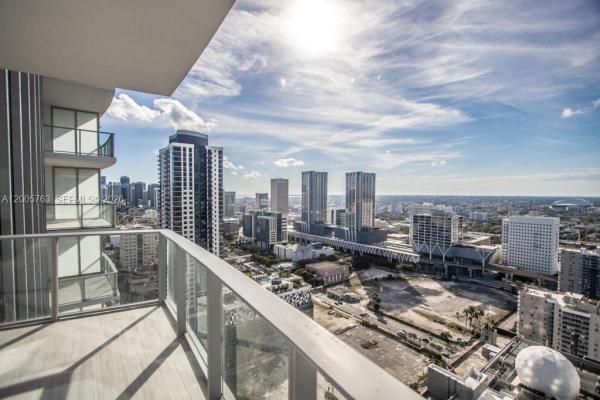 Paramount Miami Worldcenter, 851 NE 1st Ave #3106, Miami, Florida 33132, image 1