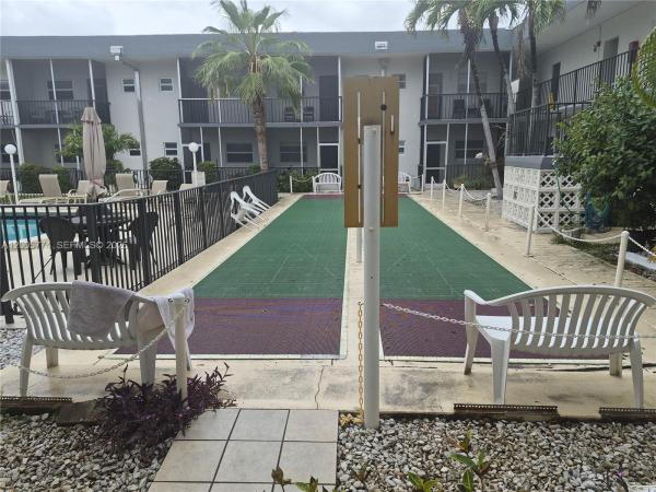 Star Paradise, 415 NE 2nd St #202, Hallandale Beach, Florida 33009, image 2