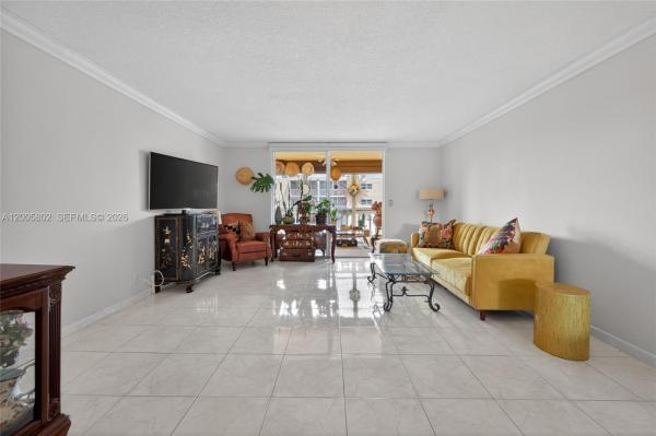 Meadowbrook Towers, 610 NE 12th Ave #602, Hallandale Beach, Florida 33009, image 2