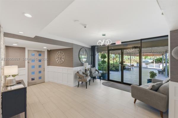 Palm-Aire Country Club 10, 625 Oaks Dr #304, Pompano Beach, Florida 33069, image 1