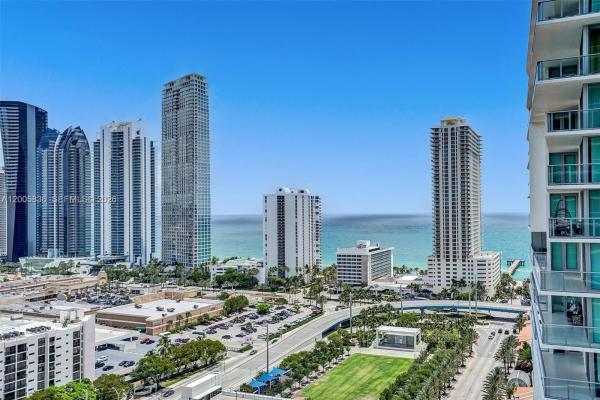 Parque Towers, 330 Sunny Isles Blvd #5-2207, Sunny Isles Beach, Florida 33160, image 1