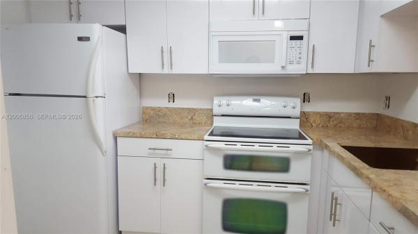 19701 SW 114th Ave #266, Unincorporated Dade County, Florida 33157, image 1