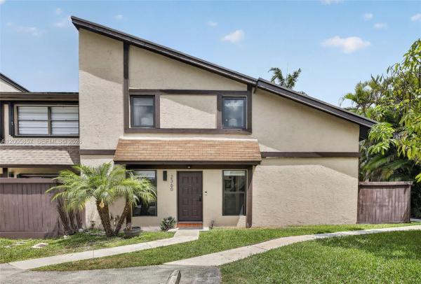Bayberry Lakes, 2360 Bayberry Dr, Pembroke Pines, Florida 33024, image 1