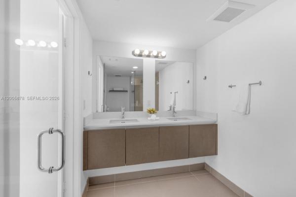 Peloro, 6620 Indian Creek Dr #616, Miami Beach, Florida 33141, image 2