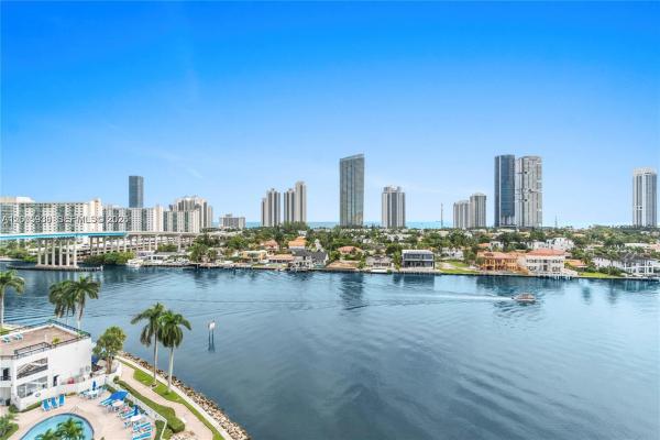 Mystic Pointe Tower 200, 19101 NE 36th Ct #2509, Aventura, Florida 33180, image 1