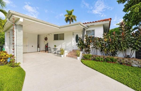 Poincianna Manor, 795 NE 146th St, North Miami, Florida 33161, image 2