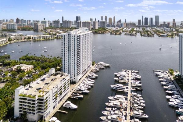 North Tower At Marina Palms, 17301 Biscayne Blvd #1704, North Miami Beach, Florida 33160, image 1