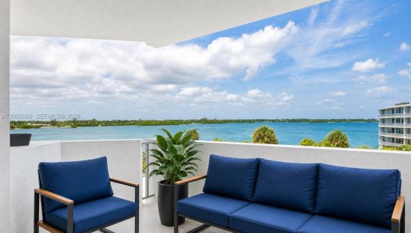 Carlyle House, 2773 S Ocean Blvd #4070, Palm Beach, Florida 33480, image 1