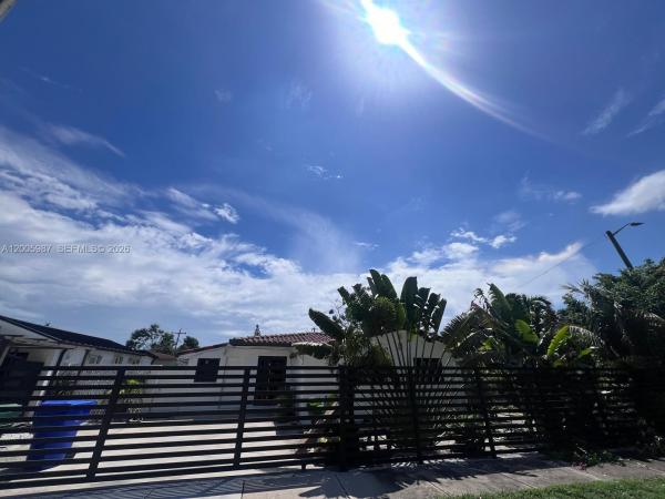 Twelfth Street Manors, 311 NW 32nd Ct, Miami, Florida 33125, image 1