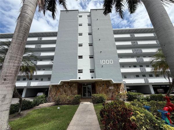 Fairways Royale, 1000 NE 14th Ave #210, Hallandale Beach, Florida 33009, image 1