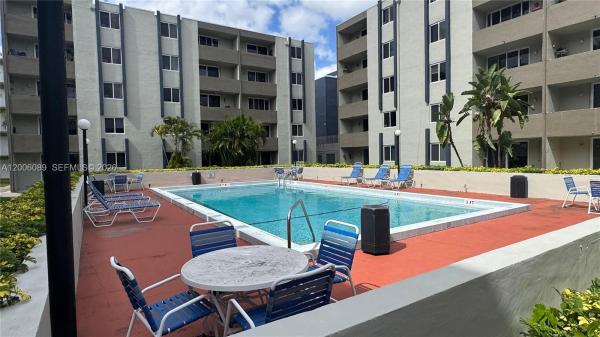 Samari Lake East, 10090 NW 80th Ct #1203, Hialeah Gardens, Florida 33016, image 2
