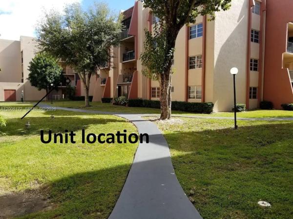 13707 Kendale Lakes Cir #205, Unincorporated Dade County, Florida 33183, image 1