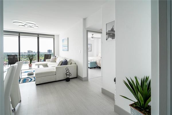 Turnberry Isle North, 19707 Turnberry Way #18C, Aventura, Florida 33180, image 1