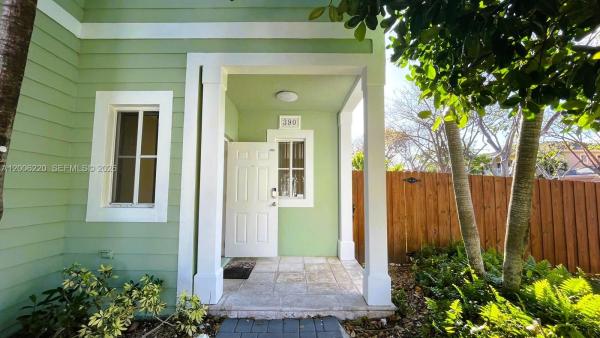 Emilios Place At Oasis, 390 NE 35th Ave, Homestead, Florida 33033, image 3