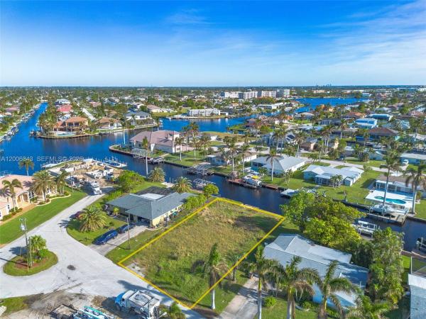 Cape Coral, 5219 Skylark Ct, Cape Coral, Florida 33904, image 1