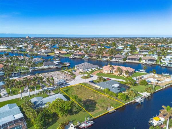 Cape Coral, 5219 Skylark Ct, Cape Coral, Florida 33904, image 2