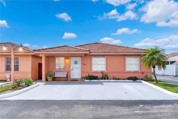 Galeria, 2238 W 74th Ter #39C, Hialeah, Florida 33016, image 1
