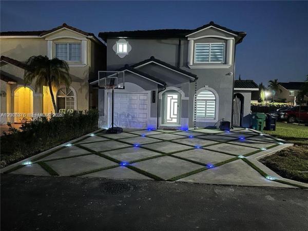 9721 SW 162nd Ct, Unincorporated Dade County, Florida 33196, image 1