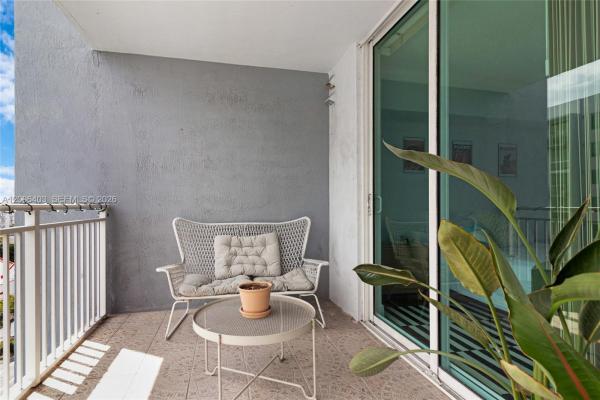 Douglas Place, 60 NW 37th Ave #905, Miami, Florida 33125, image 1