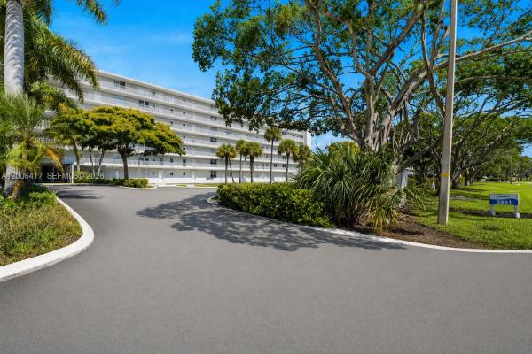 Boca Teeca, 5961 NW 2nd Ave #4030, Boca Raton, Florida 33487, image 1