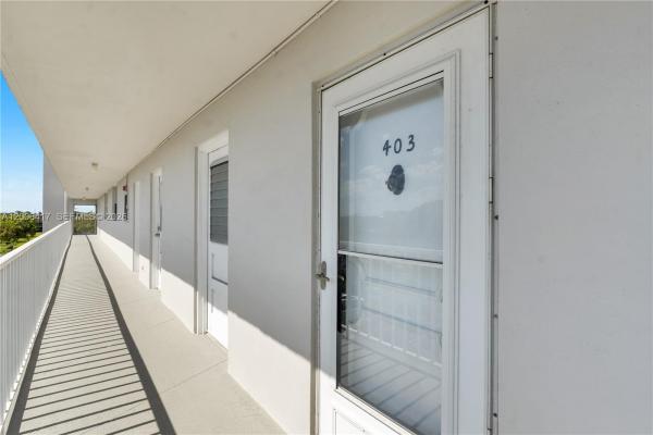 Boca Teeca, 5961 NW 2nd Ave #4030, Boca Raton, Florida 33487, image 3