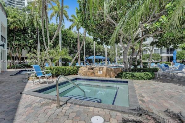 Mystic Pointe Tower 300, 3600 Mystic Pointe Dr #511, Aventura, Florida 33180, image 1