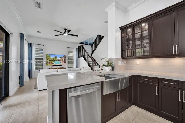 Bella Terra, 3701 NW 85th Ter, Cooper City, Florida 33024, image 2