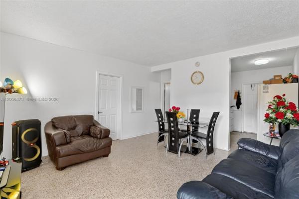 Allapattah Highlands, 2110 NW 24th St, Miami, Florida 33142, image 2