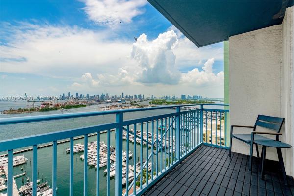 Yacht Club At Portofino, 90 Alton Rd #2304, Miami Beach, Florida 33139, image 2