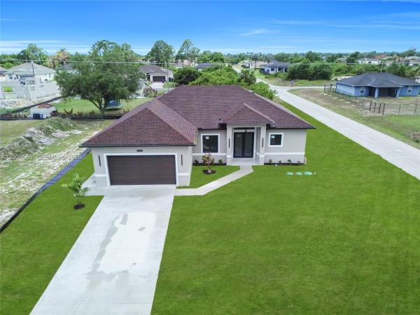 3115 2nd St Sw, Lehigh Acres, Florida 33976, image 1