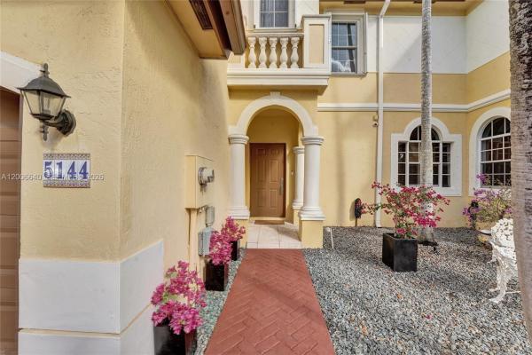 Escada At Vizcaya, 5144 SW 141st Ter, Miramar, Florida 33027, image 2