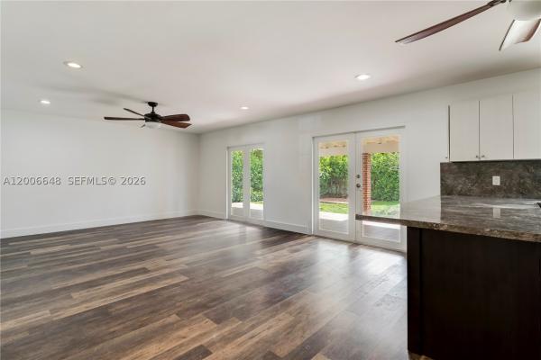330 SW 104th Ct, Sweetwater, Florida 33174, image 2