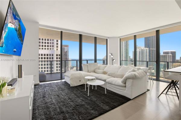 Reach Brickell City Centre, 68 SE 6th St #2701, Miami, Florida 33131, image 1