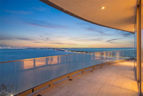 Una Residences, 175 SE 25th Rd #604, Miami, Florida 33129, image 1